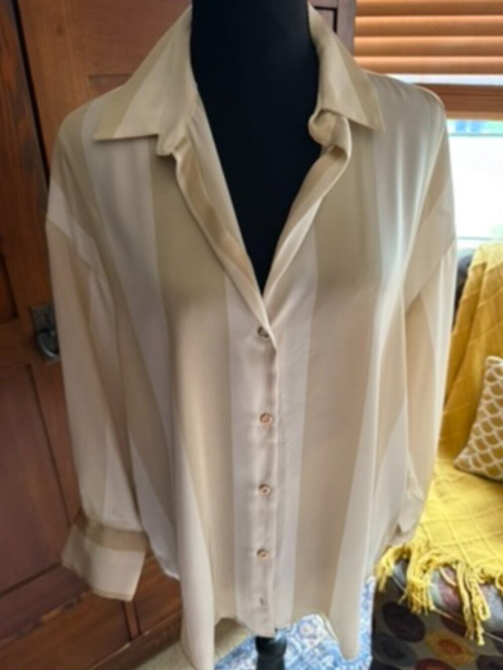 Zara Tan/Cream Long Sleeve Collared Button Up Blouse